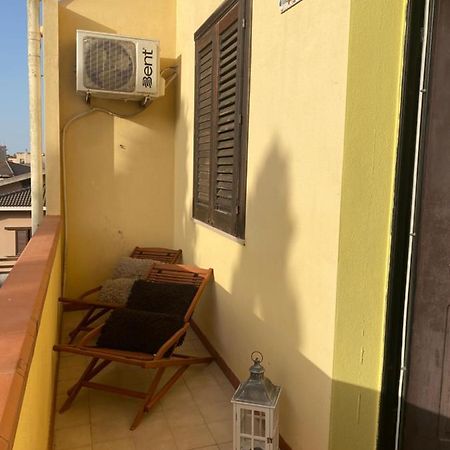 Casa Gina Apartment Порто Торес Екстериор снимка