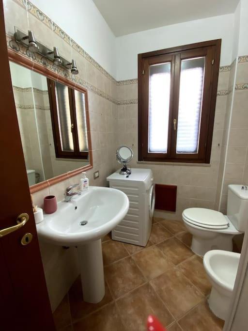 Casa Gina Apartment Порто Торес Екстериор снимка