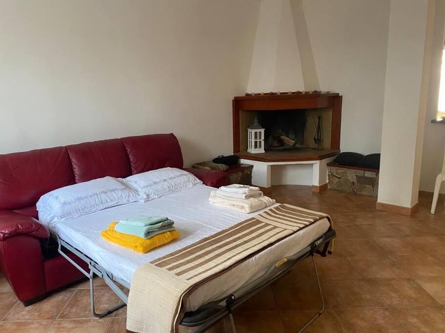 Casa Gina Apartment Порто Торес Екстериор снимка